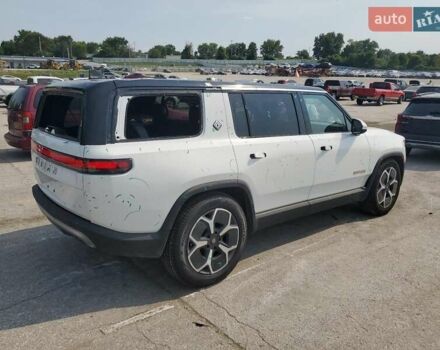 Белый Rivian R1S, объемом двигателя 0 л и пробегом 5 тыс. км за 21000 $, фото 2 на Automoto.ua
