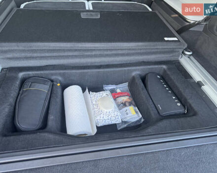 Білий Rivian R1S, об'ємом двигуна 0 л та пробігом 3 тис. км за 75000 $, фото 22 на Automoto.ua