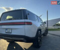 Белый Rivian R1S, объемом двигателя 0 л и пробегом 3 тыс. км за 75000 $, фото 35 на Automoto.ua