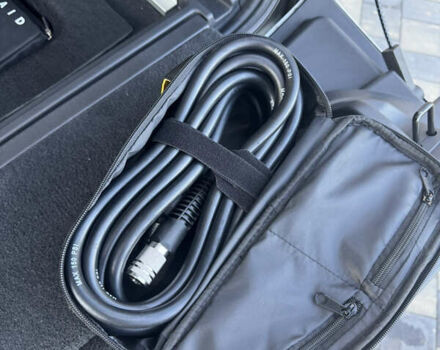 Білий Rivian R1S, об'ємом двигуна 0 л та пробігом 3 тис. км за 75000 $, фото 19 на Automoto.ua