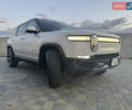 Белый Rivian R1S, объемом двигателя 0 л и пробегом 3 тыс. км за 75000 $, фото 3 на Automoto.ua