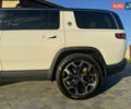 Белый Rivian R1S, объемом двигателя 0 л и пробегом 3 тыс. км за 75000 $, фото 33 на Automoto.ua