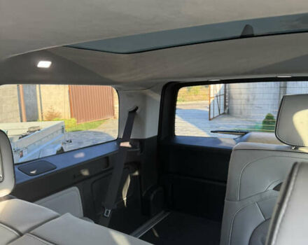 Білий Rivian R1S, об'ємом двигуна 0 л та пробігом 3 тис. км за 75000 $, фото 27 на Automoto.ua