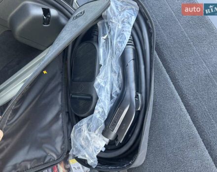 Білий Rivian R1S, об'ємом двигуна 0 л та пробігом 3 тис. км за 75000 $, фото 20 на Automoto.ua