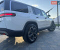 Белый Rivian R1S, объемом двигателя 0 л и пробегом 3 тыс. км за 75000 $, фото 38 на Automoto.ua