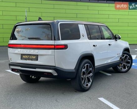 Rivian R1S 2022 в Киеве на Automoto.ua Белый Rivian R1S, объемом двигателя 0 л и пробегом 23 тыс. км за 48500 $, фото 7 на Automoto.ua