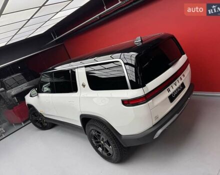 Белый Rivian R1S, объемом двигателя 0 л и пробегом 21 тыс. км за 44900 $, фото 30 на Automoto.ua
