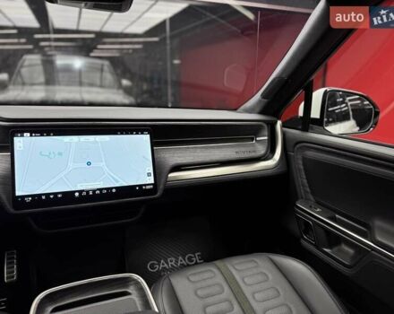 Белый Rivian R1S, объемом двигателя 0 л и пробегом 21 тыс. км за 44900 $, фото 44 на Automoto.ua