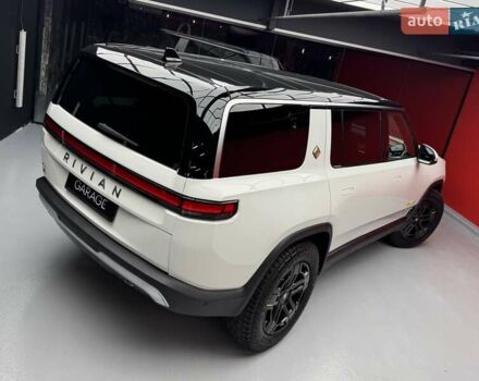 Белый Rivian R1S, объемом двигателя 0 л и пробегом 21 тыс. км за 44900 $, фото 23 на Automoto.ua