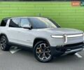 Rivian R1S 2022 в Киеве на Automoto.ua Белый Rivian R1S, объемом двигателя 0 л и пробегом 23 тыс. км за 48500 $, фото 3 на Automoto.ua