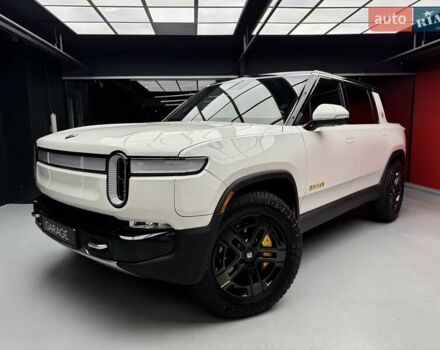 Белый Rivian R1S, объемом двигателя 0 л и пробегом 21 тыс. км за 44900 $, фото 4 на Automoto.ua