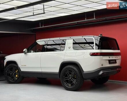 Белый Rivian R1S, объемом двигателя 0 л и пробегом 21 тыс. км за 44900 $, фото 29 на Automoto.ua