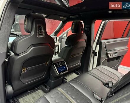 Белый Rivian R1S, объемом двигателя 0 л и пробегом 21 тыс. км за 44900 $, фото 49 на Automoto.ua