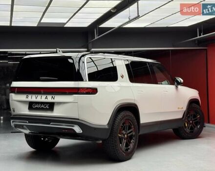 Белый Rivian R1S, объемом двигателя 0 л и пробегом 21 тыс. км за 44900 $, фото 21 на Automoto.ua