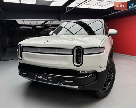 Белый Rivian R1S, объемом двигателя 0 л и пробегом 21 тыс. км за 44900 $, фото 3 на Automoto.ua