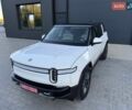 Rivian R1S 2023 в Дубно на Automoto.ua Белый Rivian R1S, объемом двигателя 0 л и пробегом 19 тыс. км за 47777 $, фото 24 на Automoto.ua