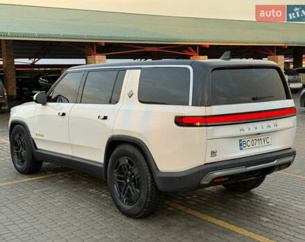 Белый Rivian R1S, объемом двигателя 0 л и пробегом 35 тыс. км за 58000 $, фото 6 на Automoto.ua