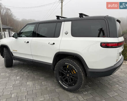 Білий Rivian R1S, об'ємом двигуна 0 л та пробігом 35 тис. км за 55000 $, фото 7 на Automoto.ua