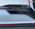 Rivian R1S 2023 в Дубно на Automoto.ua Белый Rivian R1S, объемом двигателя 0 л и пробегом 19 тыс. км за 47777 $, фото 115 на Automoto.ua