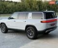 Rivian R1S 2023 в Дубно на Automoto.ua Белый Rivian R1S, объемом двигателя 0 л и пробегом 19 тыс. км за 47777 $, фото 194 на Automoto.ua