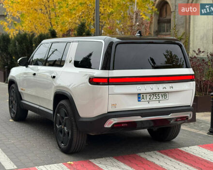 Белый Rivian R1S, объемом двигателя 0 л и пробегом 21 тыс. км за 55000 $, фото 6 на Automoto.ua