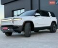 Rivian R1S 2023 в Дубно на Automoto.ua Белый Rivian R1S, объемом двигателя 0 л и пробегом 19 тыс. км за 47777 $, фото 71 на Automoto.ua