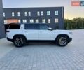 Rivian R1S 2023 в Дубно на Automoto.ua Белый Rivian R1S, объемом двигателя 0 л и пробегом 19 тыс. км за 47777 $, фото 16 на Automoto.ua