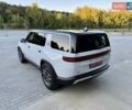Rivian R1S 2023 в Дубно на Automoto.ua Белый Rivian R1S, объемом двигателя 0 л и пробегом 19 тыс. км за 47777 $, фото 20 на Automoto.ua