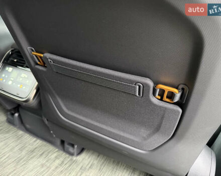 Білий Rivian R1S, об'ємом двигуна 0 л та пробігом 35 тис. км за 55000 $, фото 20 на Automoto.ua