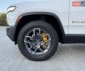 Rivian R1S 2023 в Дубно на Automoto.ua Белый Rivian R1S, объемом двигателя 0 л и пробегом 19 тыс. км за 47777 $, фото 67 на Automoto.ua