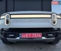 Rivian R1S 2023 в Дубно на Automoto.ua Белый Rivian R1S, объемом двигателя 0 л и пробегом 19 тыс. км за 47777 $, фото 39 на Automoto.ua