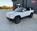 Rivian R1S 2023 в Дубно на Automoto.ua Белый Rivian R1S, объемом двигателя 0 л и пробегом 19 тыс. км за 47777 $, фото 68 на Automoto.ua
