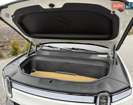 Білий Rivian R1S, об'ємом двигуна 0 л та пробігом 35 тис. км за 55000 $, фото 27 на Automoto.ua