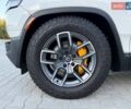 Rivian R1S 2023 в Дубно на Automoto.ua Белый Rivian R1S, объемом двигателя 0 л и пробегом 19 тыс. км за 47777 $, фото 33 на Automoto.ua