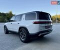Rivian R1S 2023 в Дубно на Automoto.ua Белый Rivian R1S, объемом двигателя 0 л и пробегом 19 тыс. км за 47777 $, фото 7 на Automoto.ua