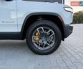 Rivian R1S 2023 в Дубно на Automoto.ua Белый Rivian R1S, объемом двигателя 0 л и пробегом 19 тыс. км за 47777 $, фото 69 на Automoto.ua