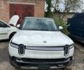 Білий Rivian R1S, об'ємом двигуна 0 л та пробігом 10 тис. км за 48500 $, фото 2 на Automoto.ua