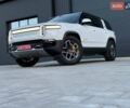 Rivian R1S 2023 в Дубно на Automoto.ua Белый Rivian R1S, объемом двигателя 0 л и пробегом 19 тыс. км за 47777 $, фото 80 на Automoto.ua