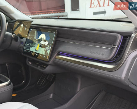 Белый Rivian R1S, объемом двигателя 0 л и пробегом 35 тыс. км за 58000 $, фото 21 на Automoto.ua