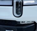 Rivian R1S 2023 в Дубно на Automoto.ua Белый Rivian R1S, объемом двигателя 0 л и пробегом 19 тыс. км за 47777 $, фото 25 на Automoto.ua