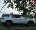 Белый Rivian R1S, объемом двигателя 0 л и пробегом 8 тыс. км за 56000 $, фото 12 на Automoto.ua
