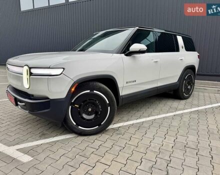 Білий Rivian R1S, об'ємом двигуна 0 л та пробігом 5 тис. км за 49999 $, фото 48 на Automoto.ua