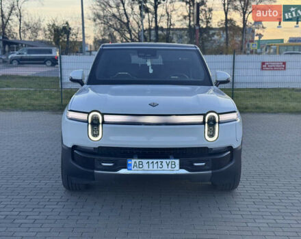 Rivian R1S 2025 в Виннице на Automoto.ua Белый Rivian R1S, объемом двигателя 0 л и пробегом 6 тыс. км за 65000 $, фото 2 на Automoto.ua