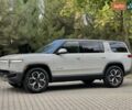 Rivian R1S 2025 в Одессе на Automoto.ua Белый Rivian R1S, объемом двигателя 0 л и пробегом 1 тыс. км за 55900 $, фото 3 на Automoto.ua