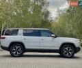 Rivian R1S 2025 в Одессе на Automoto.ua Белый Rivian R1S, объемом двигателя 0 л и пробегом 1 тыс. км за 55900 $, фото 15 на Automoto.ua