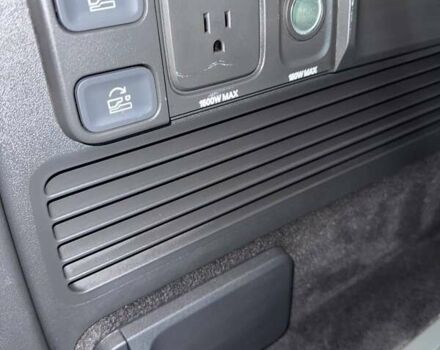 Білий Rivian R1S, об'ємом двигуна 0 л та пробігом 5 тис. км за 49999 $, фото 56 на Automoto.ua