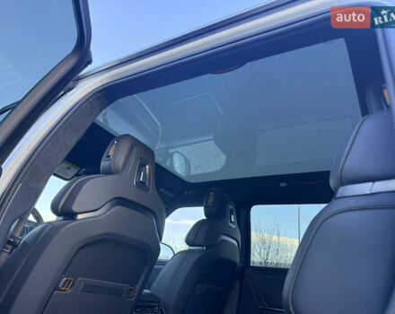 Rivian R1S 2025 в Виннице на Automoto.ua Белый Rivian R1S, объемом двигателя 0 л и пробегом 6 тыс. км за 65000 $, фото 9 на Automoto.ua