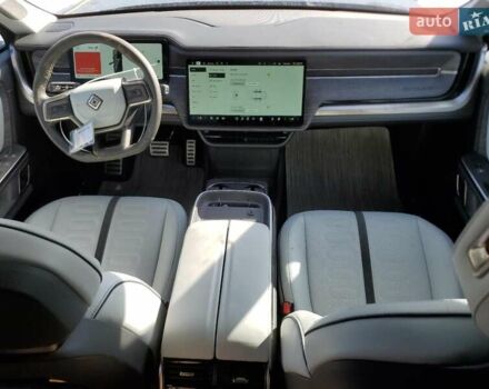 Черный Rivian R1S, объемом двигателя 0 л и пробегом 16 тыс. км за 20000 $, фото 7 на Automoto.ua