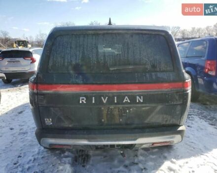 Черный Rivian R1S, объемом двигателя 0 л и пробегом 16 тыс. км за 20000 $, фото 2 на Automoto.ua