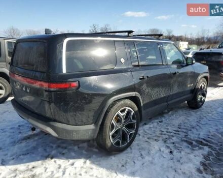 Черный Rivian R1S, объемом двигателя 0 л и пробегом 16 тыс. км за 20000 $, фото 3 на Automoto.ua